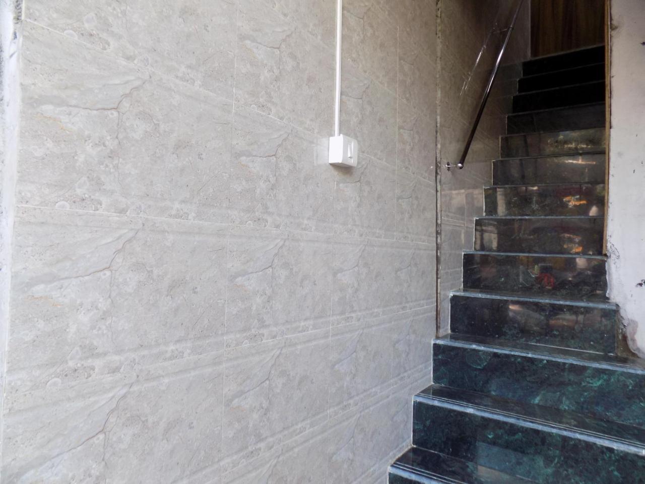 Metro Inn Dormitory Βομβάη Εξωτερικό φωτογραφία
