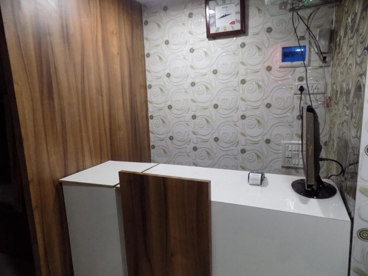 Metro Inn Dormitory Βομβάη Εξωτερικό φωτογραφία