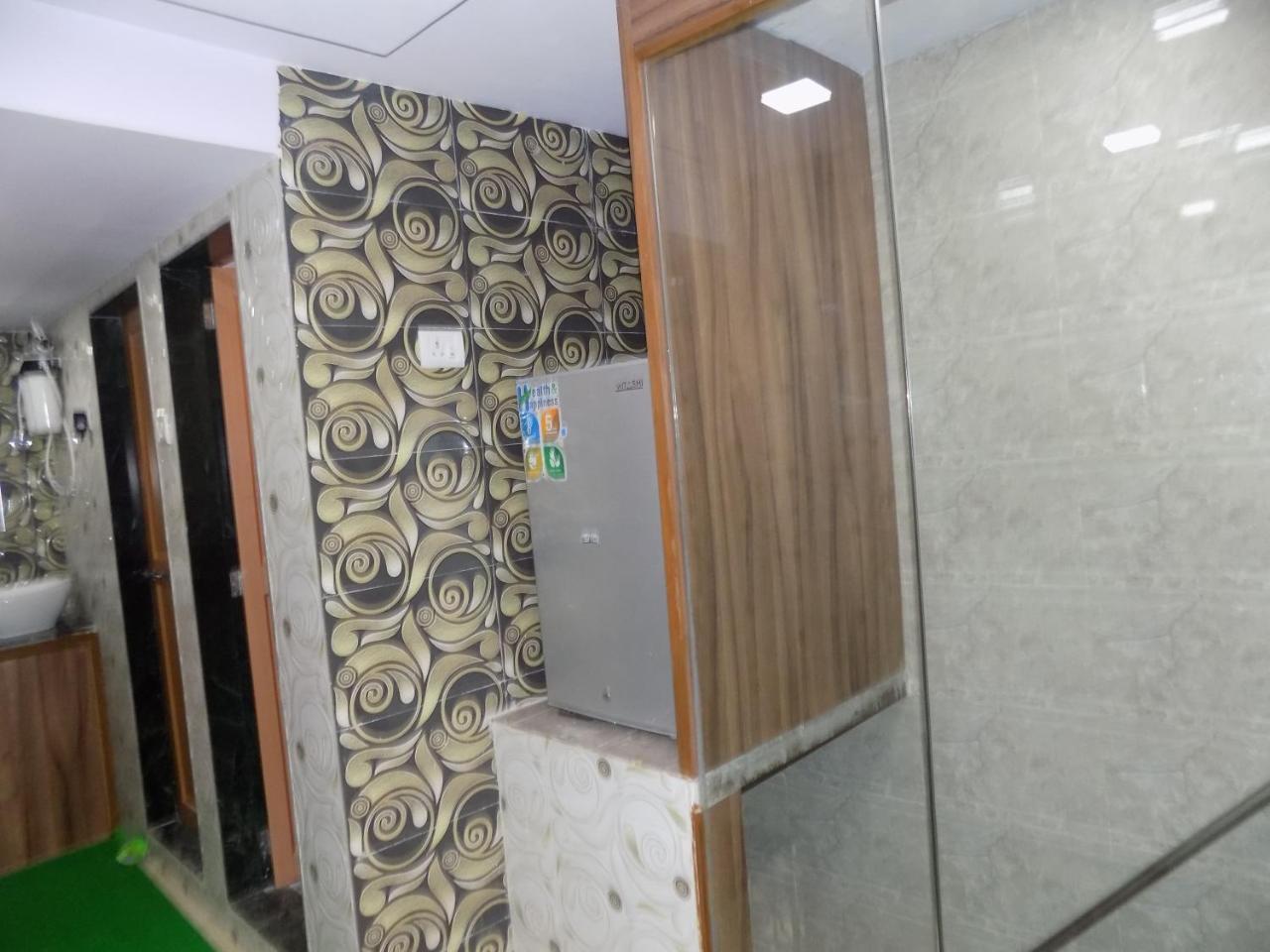 Metro Inn Dormitory Βομβάη Εξωτερικό φωτογραφία
